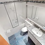 Magnifique Au Centre De
