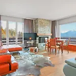 Magnifique Au Centre De 克莱恩 蒙塔纳