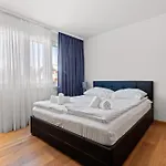 Magnifique Au Centre De Appartement *